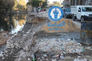 بدء العمل في إصلاح الجزء المنهار من كورنيش بنى عبيد بالدقهلية (3)