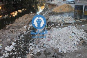 بدء العمل في إصلاح الجزء المنهار من كورنيش بنى عبيد بالدقهلية (6)