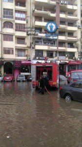 تجمعات المياه الناتجة عن الأمطار وغرق محطة مياة الصرف الصحي بمنطقة المشاية السفلية (12)