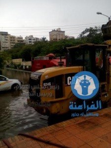 تجمعات المياه الناتجة عن الأمطار وغرق محطة مياة الصرف الصحي بمنطقة المشاية السفلية