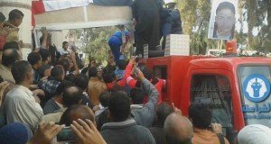 أهالى الحامول يشيعون جثمان شهيد الشرطةالعريش 2