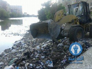 حملة نظافة مكثفة بنطاق حي شرق المنصورة