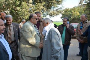 محافظ الدقهلية يقدم  العزاء لأسرة الشهيد مجند باسم سامى عبد الحى ابن 4