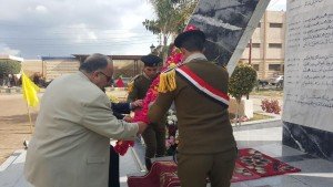 اكليل من  الزهور 1