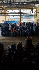 المواطنون يعانون من أزمة الغاز في محافظة جنين فلسطين3