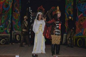 أرض لاتنبت الزهور في العتبة6