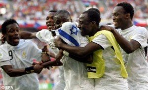 النوم في أحضان العدو الاسرائيلي1