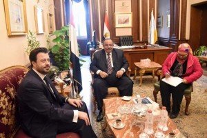 عبد الظاهر يستقبل قنصل عام اليونان1