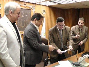 بين وزارة الإسكان والمفوض بإدارة صندوق تطوير المناطق العشوائية1