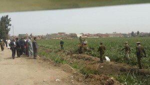 تنفيذ قرار فصل الحد المساحى بين أراضى أملاك الدولة وأهالى قرية  الستامونى2