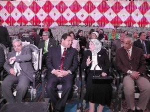 محافظ الغربية يحضرحفل تخريج