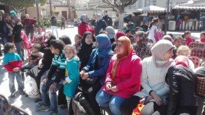 أشرف عثمان يكرم اليتيم بنادي الأوليمبي2