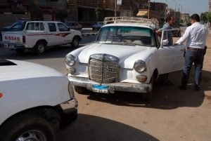 عكس الإتجاة