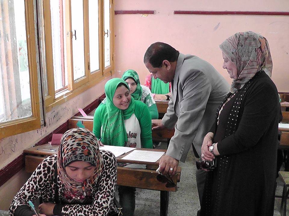 محافظ الغربية يتفقد بعض مدارس طنطا 2