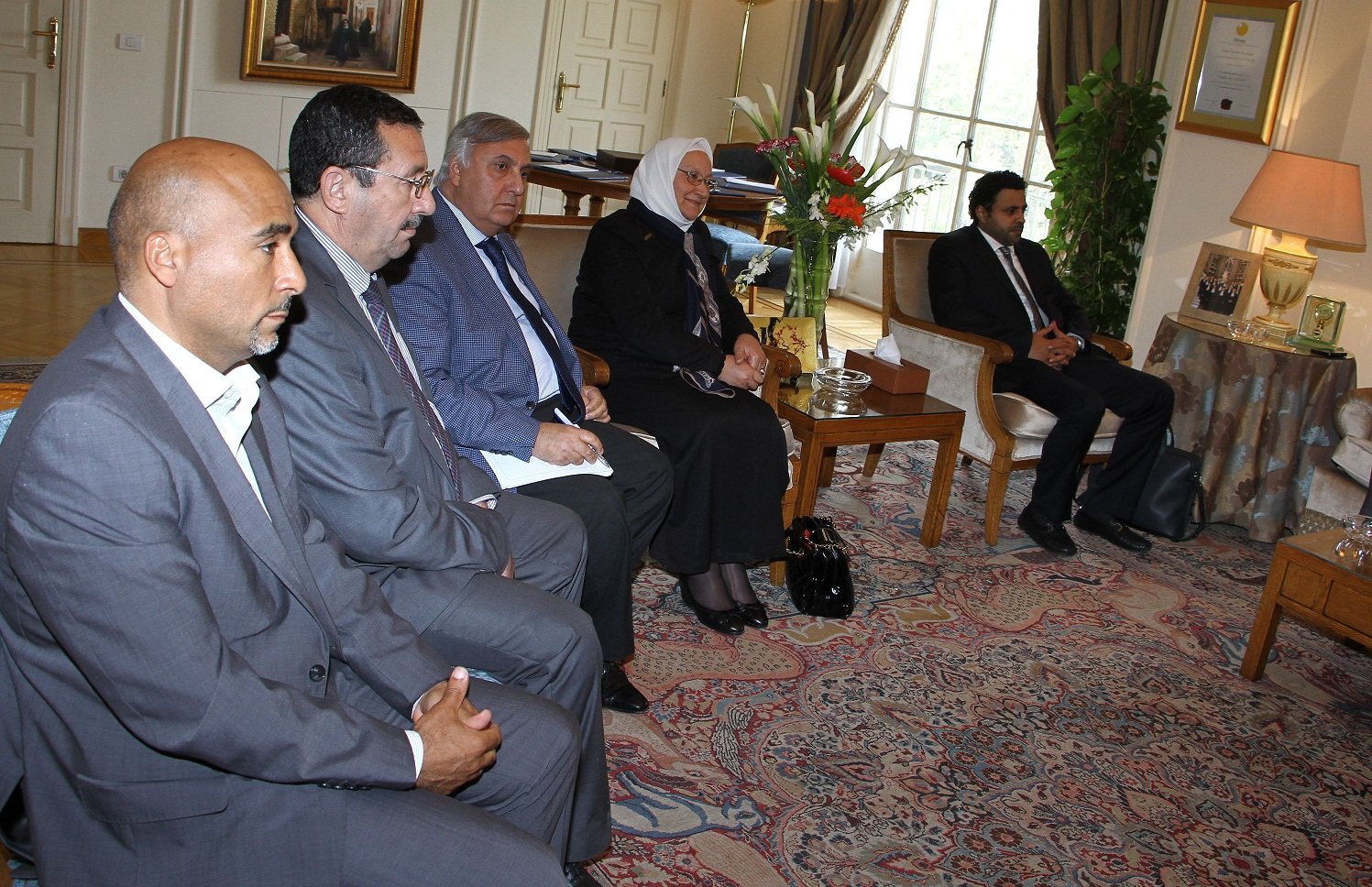 هيئة مكتب البرلمان العربي تجتمع مع الأمين العام لجامعة الدول العربية (2)