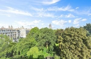 أغرب مبنى في العالم وأسعار شققه الخيالية3