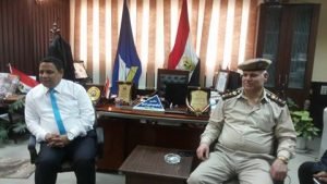 وكيل تعليم دمياط وحكمدار أمن دمياط أثناء متابعة سير إمتحانات الثانوية العامة