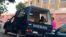 عريف شرطة بحوزته اقراص مخدرة وقطعه حشيش لترويجها على المساجين