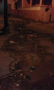 غرق المنازل والمصالح الحكوميه بمياه الصرف الصحي بزفتى3