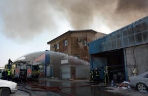 إخماد حريق اندلع مساء اليوم بأحد المصانع في منطقة سلماباد1