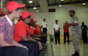 طلبة المعسكر الصيفي يقومون بزيارات1