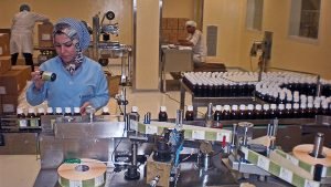 مصنع مستلزمات زراعية وبيطرية