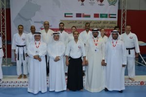 منتخب الأيكيدو مع مسئولي الاتحاد بعد ختام بطولة الخليج للجودو